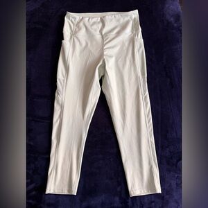 Elegant Cream High-Waisted Leggings